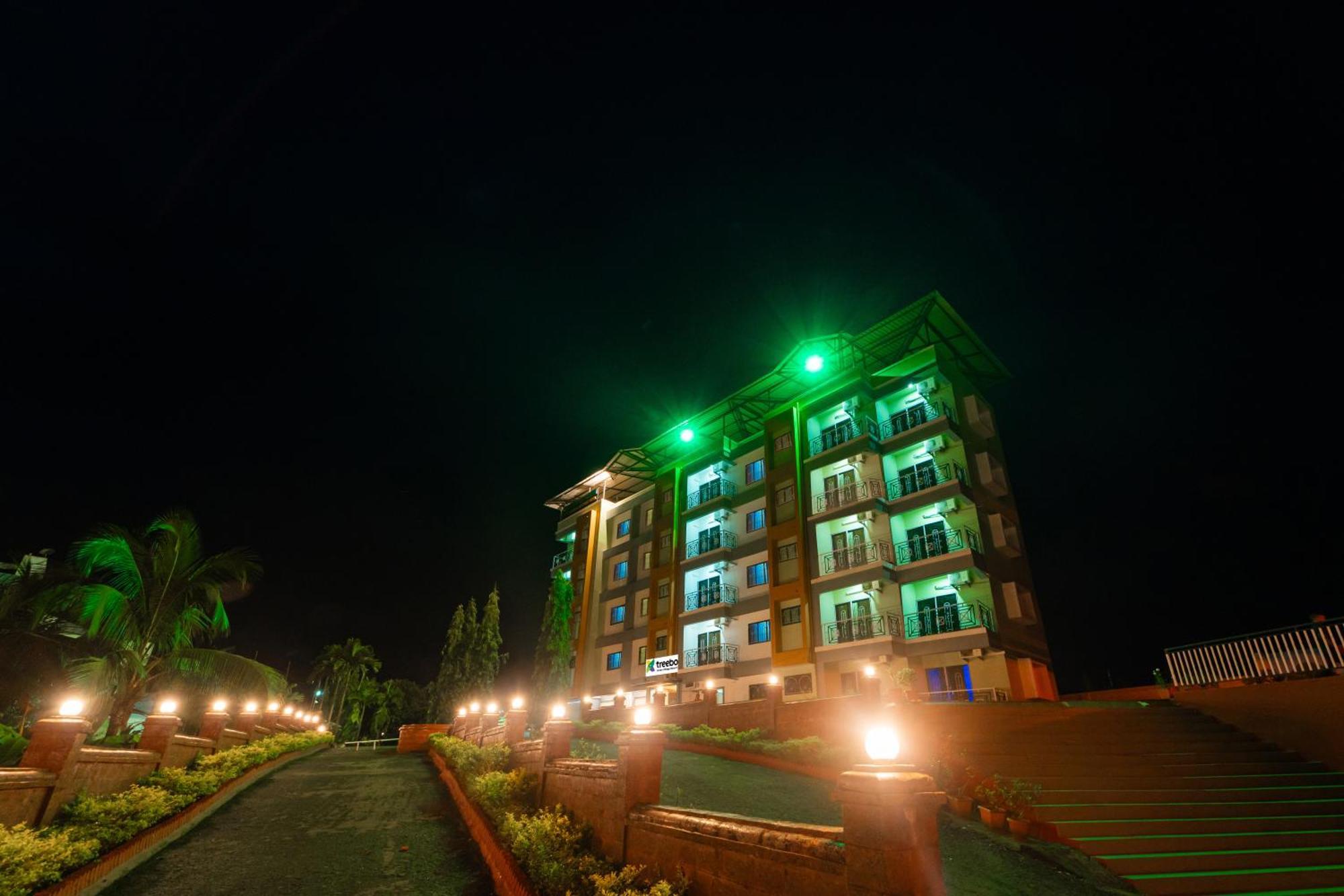 Treebo Green Village Resort - Goa Maneri  Exterior foto